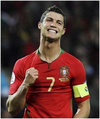 英超积分榜：曼城暂升二桑德兰仍高歌 纽卡超曼联红军（英超积分榜：曼城暂居次席 桑德兰势头不减 纽卡压过曼联与红军）