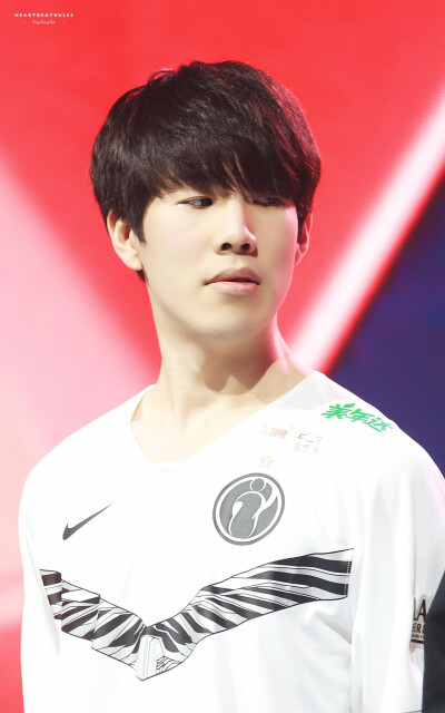 Vitality 和 Falcons 晋级 IEM Melbourne 2025 季后赛